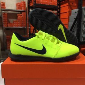 NEW! Nike Youth Phantom Venom Club IC Soccer Shoes